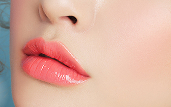 Phun Xăm Môi Là Gì? Tất Cả Những Điều Bạn Cần Biết