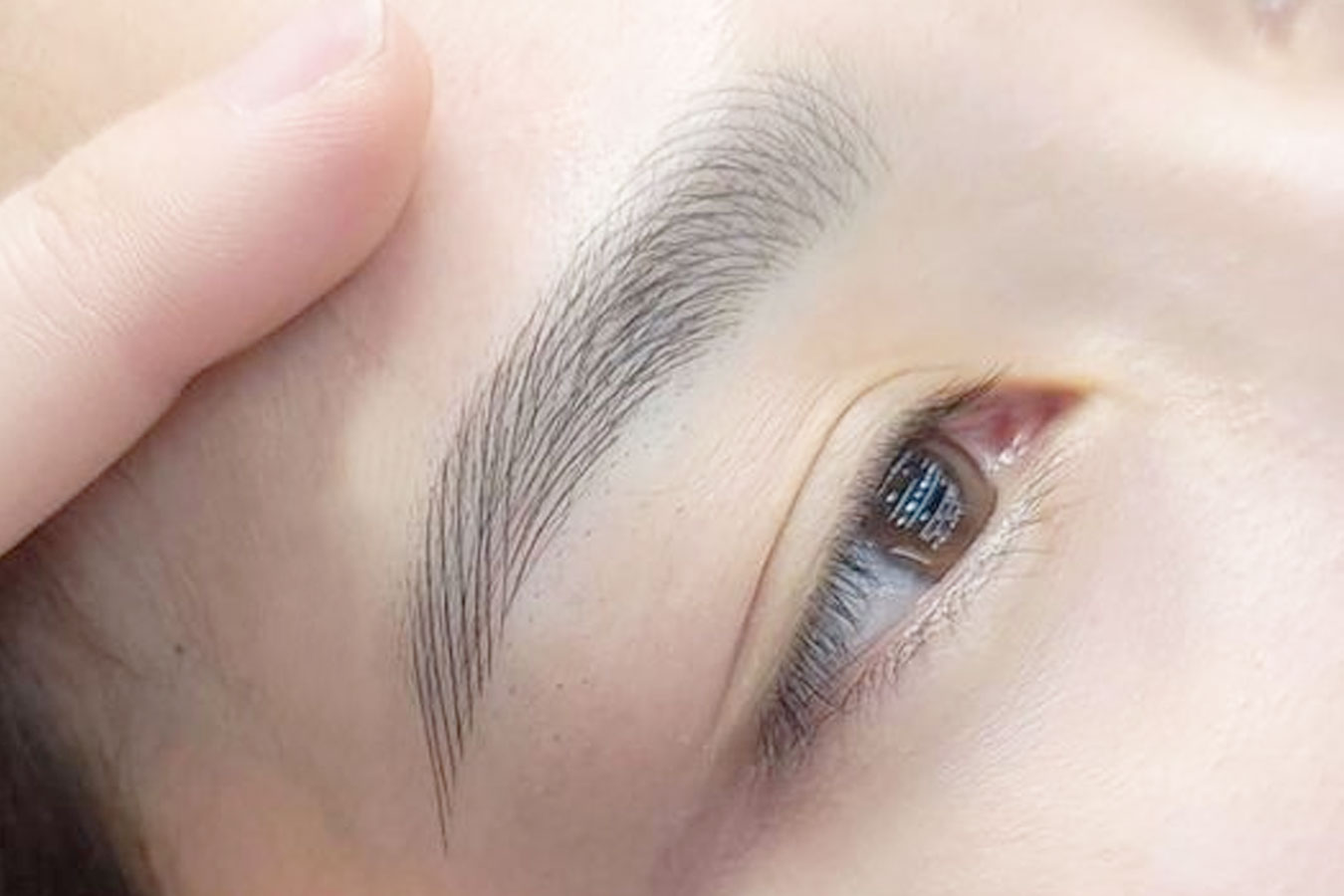 Thất vọng Phun Chân Mày Không Đồng Đều Hoặc Không Như Ý Muốn: Nguyên Nhân Và Giải Pháp