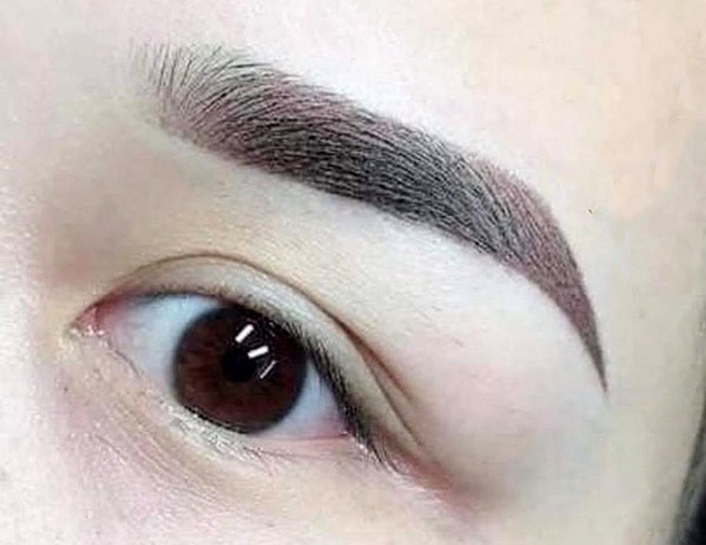 Xu Hướng Phun Chân Mày Năm 2024: Điều Gì Sẽ Thống Trị?